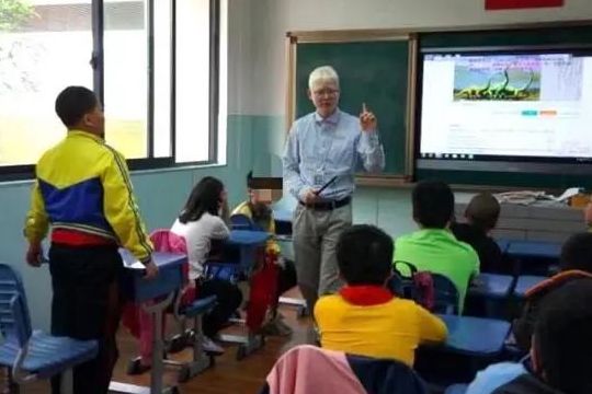 90后特殊教育老師火出圈，“小白老師”守護“星星的孩子”